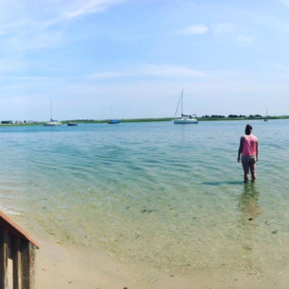 Meet your Posher, Roxanne - Picture 1 of 1